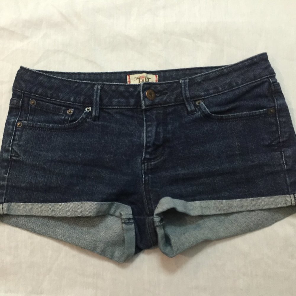 🍎🍎🍎 TILT WOMENS JEANS SHORTS SIZE 7 🍎🍎🍎